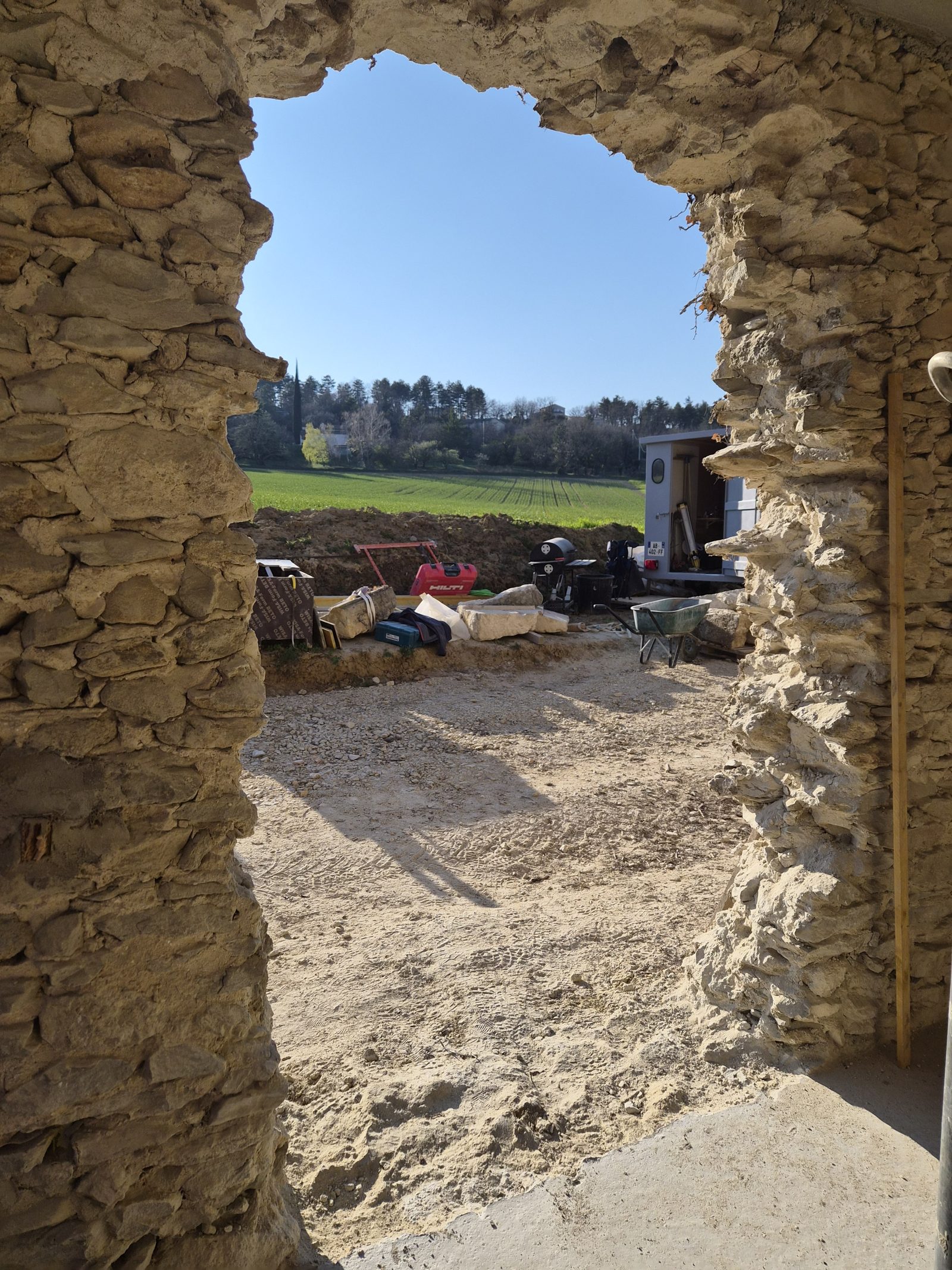 Mas provençal de caractère à Divajeu, Drôme